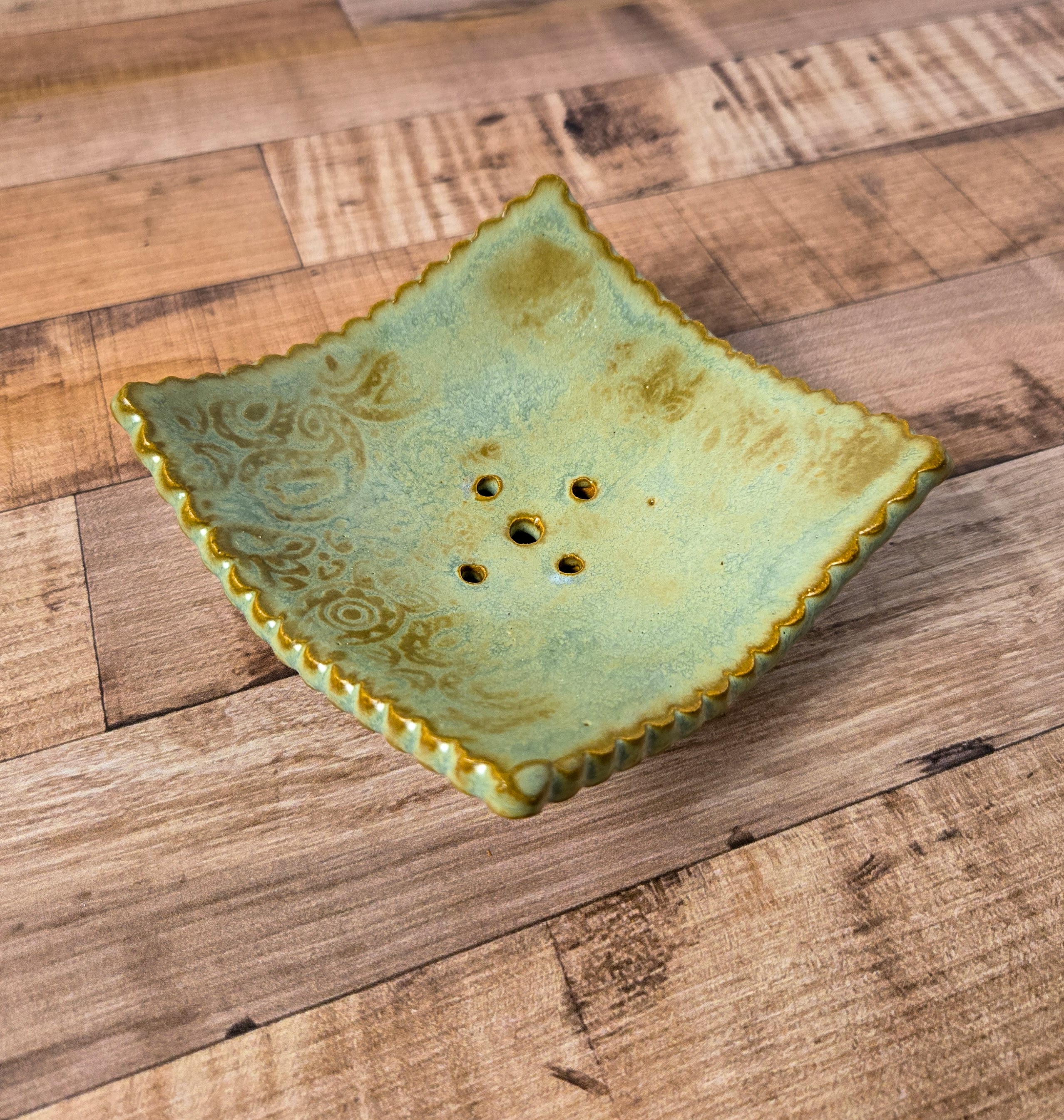 Accessories | Handcrafted ceramic soap dish